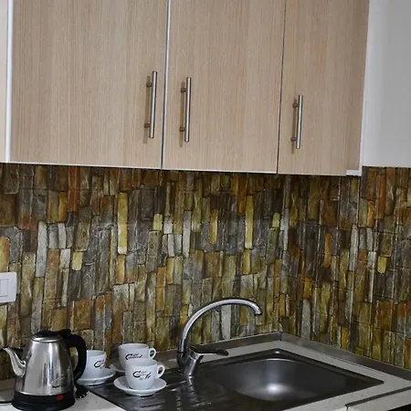 Niko Shengjin Apartmán *