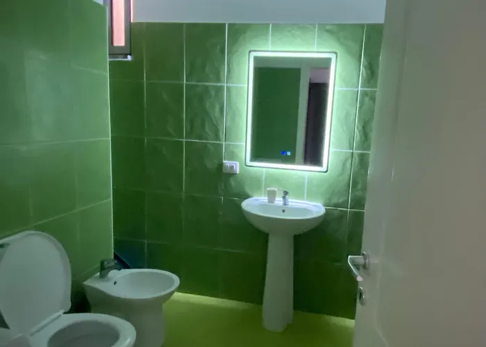 Niko Shengjin Apartamento